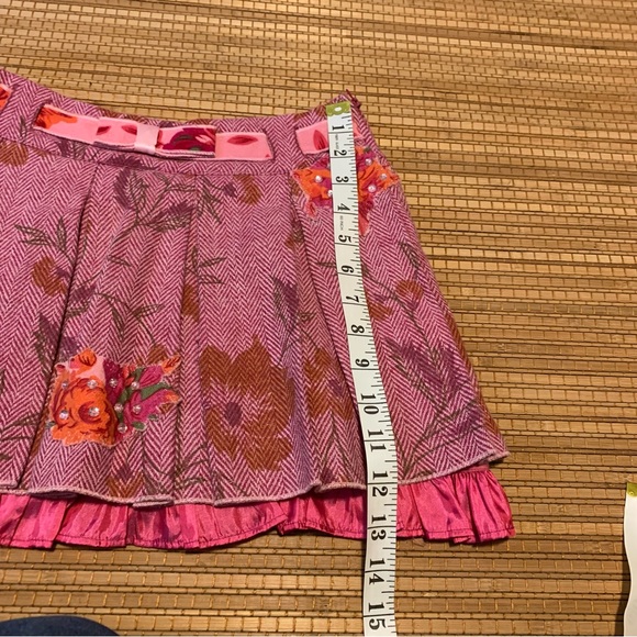 Beetlejuice London wool Floral skirt size 8 - Picture 9 of 12